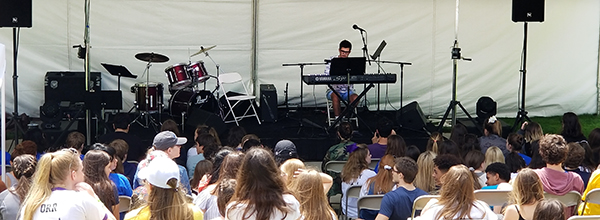 Alex R. Performing live at the 2018 ISAS Arts Festival